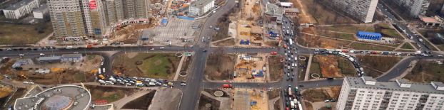 Завершается строительство развязки в районе станции метро «Улица Академика Янгеля» 