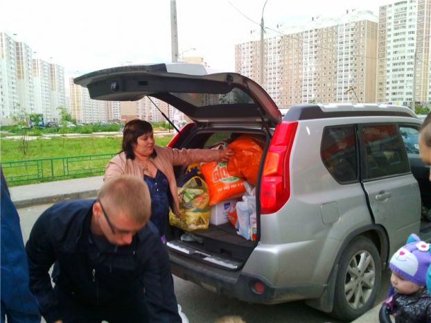 Жители «Кузнечиков» помогают беженцам с юго-востока Украины