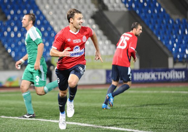Игорь Бояров в матче против лискинского «Локомотива» 29 сентября 2014 года