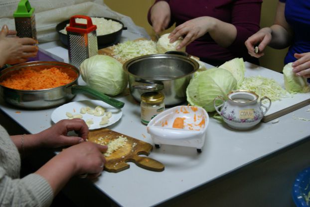 В Подольске волонтеры проводят благотворительные обеды 