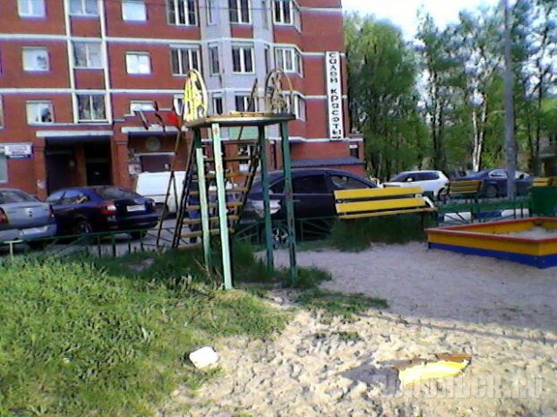 Площадка на ул. Д. Холодова в Климовске