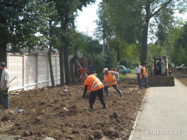 Ремонт дорог, проездов и тротуаров активно идет в Подольске