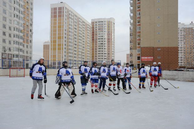 Подольская дворовая хоккейная лига объявляет набор команд на третий сезон игр турнира. 