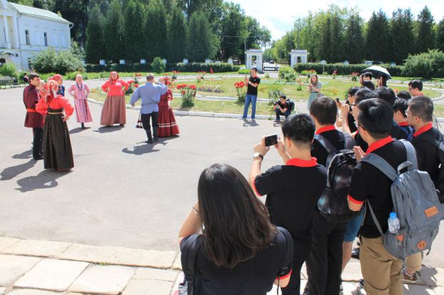 Делегация китайских студентов побывала в Подольске