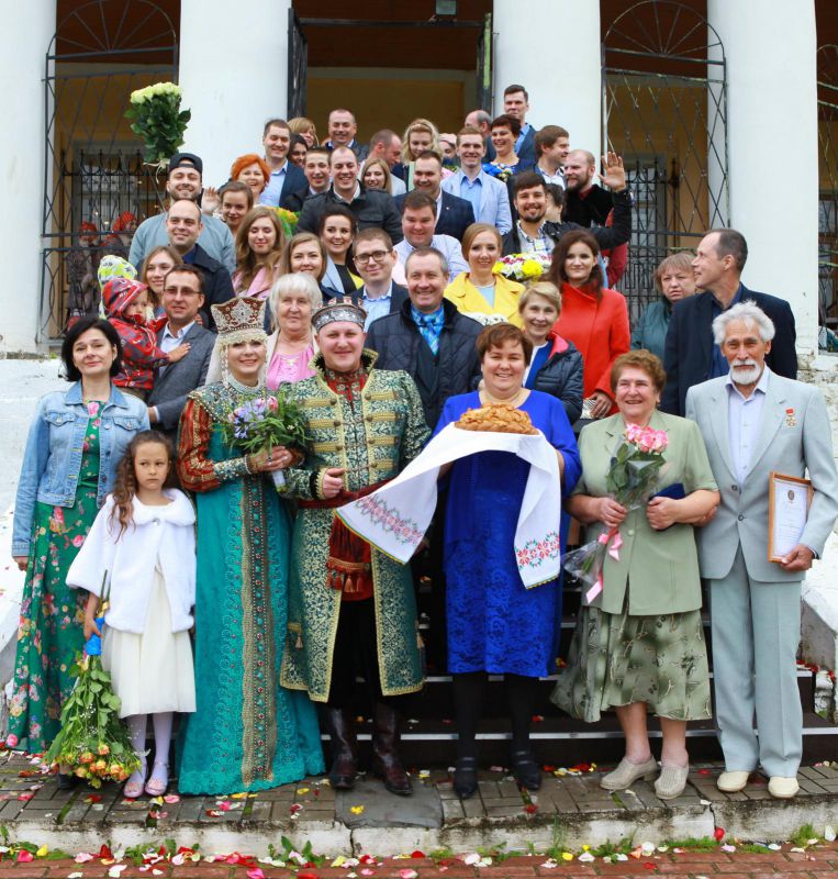 В Подольском районном отделе ЗАГС отпраздновали День семьи, любви и верности