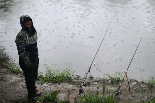 Рыбаки соревновались на Десне