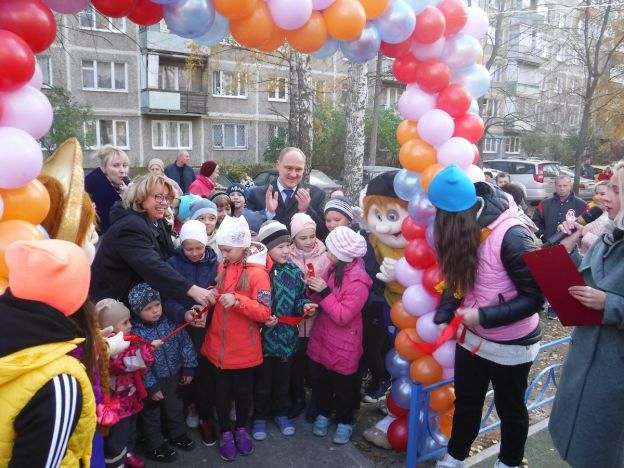В Подольске открыли детскую площадку по губернаторской программе 