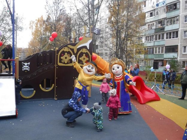 В Подольске открыли детскую площадку по губернаторской программе 