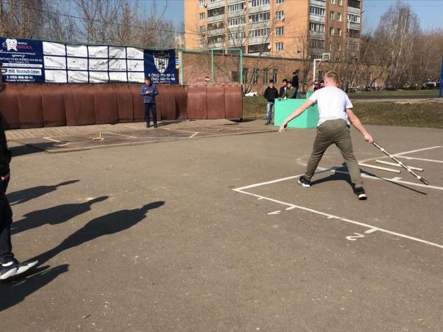 Подольские студенты сыграли в городки на городском турнире