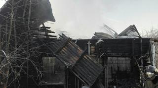Садовый дом сгорел в Климовске