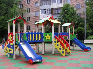 Качество благоустройства дворов в Подольске отметили в области