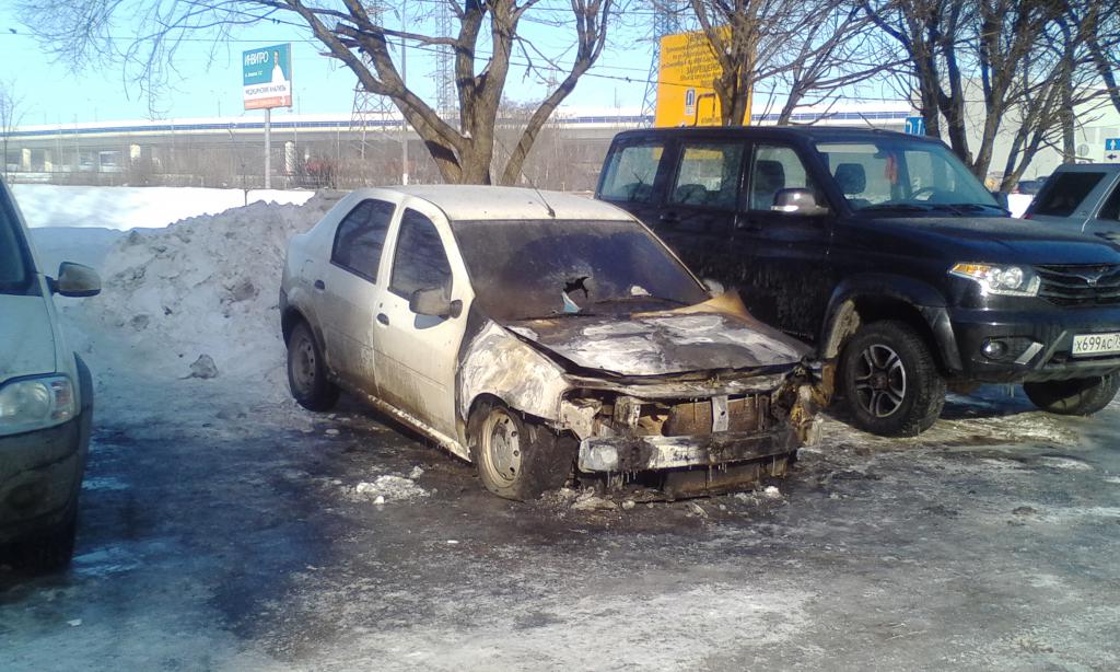 Автомобиль сгорел в Подольске после попытки угона?