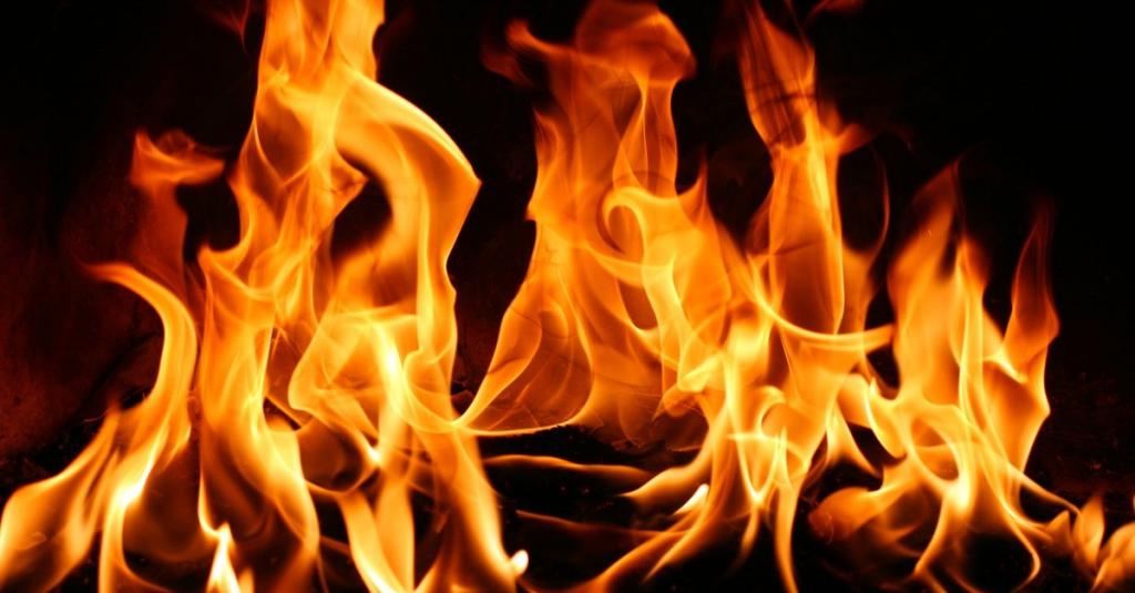 В Щербинке при пожаре погибла женщина с двумя детьми
