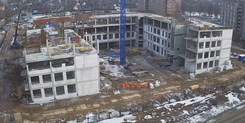 Строительство школы инспектируют в Подольске