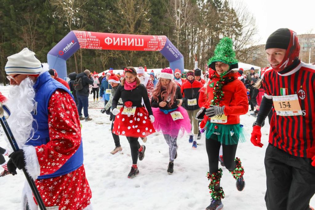 В Подольске прошёл костюмированный легкоатлетический забег с новогодним настроением