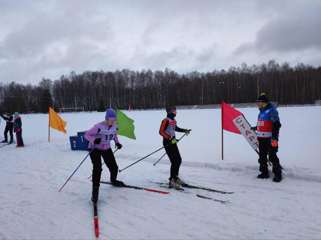 Семейный лыжный праздник состоялся на стадионе «Подолье»