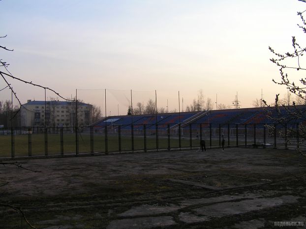 Стадион "Весна"