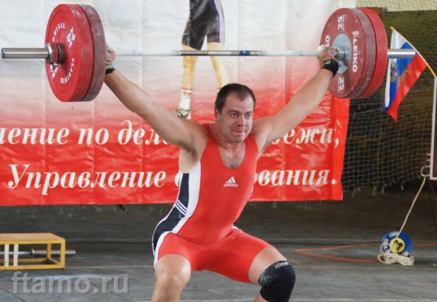 Станислав Семенов