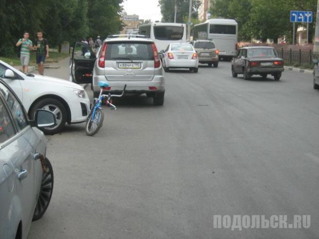 Комсомольская улица