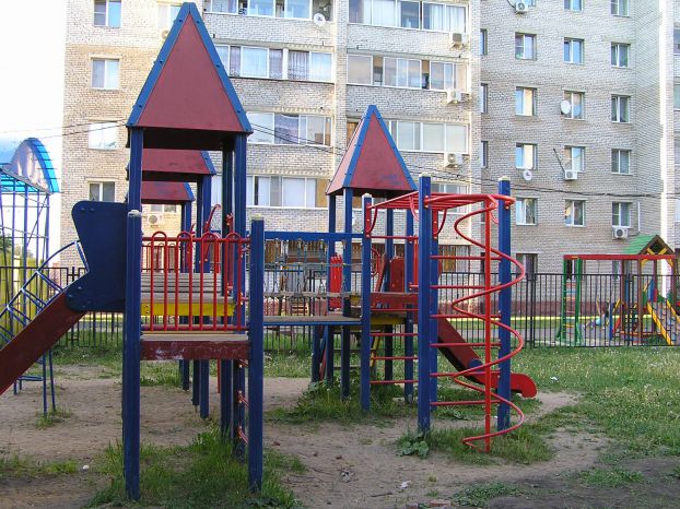 Климовск, Молодежная улица