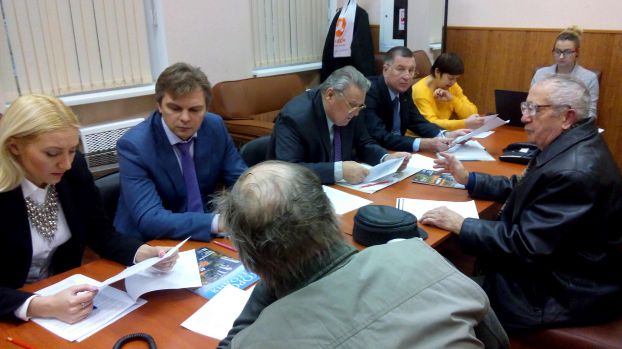 На приеме