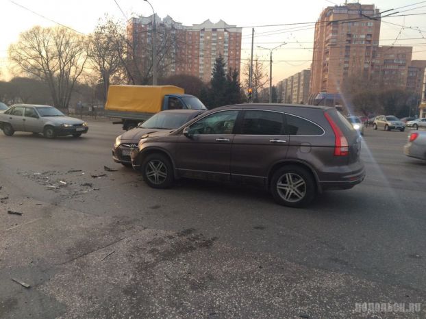 Перекресток ул. Кирова и Стекольникова