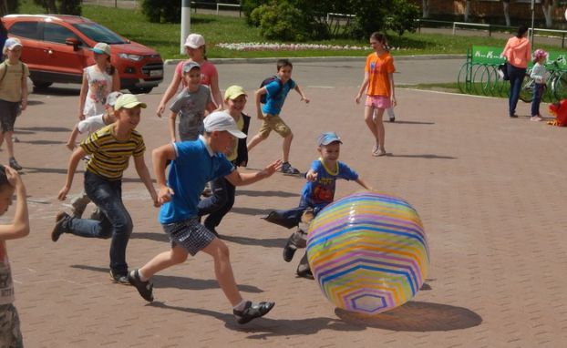 Летние каникулы начались позитивно