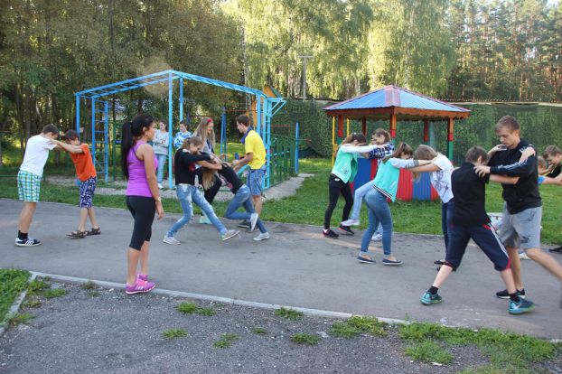 Зарядка со стражем порядка