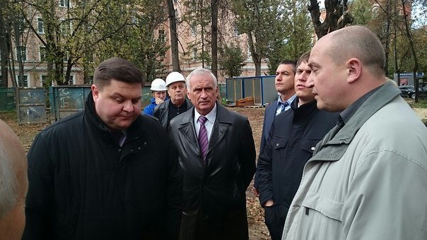 На стройке