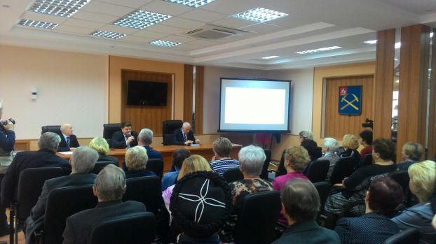 Проект развития скоростного внеуличного транспорта обсудили в администрации Подольска