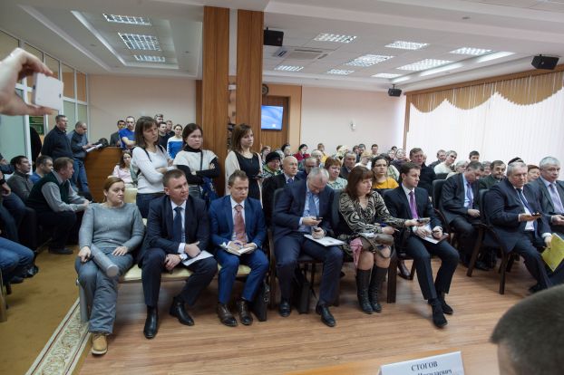 Строительство АЗС на улице Высотной в Подольске обсудили с жителями