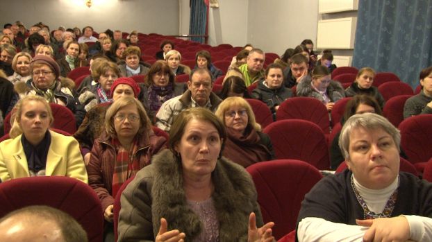 О строительстве эстакады и метро рассказали жителям Щербинки
