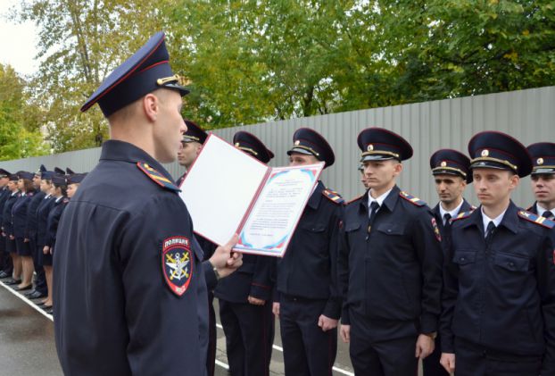 Сотрудники транспортной полиции выпустились в Подольске
