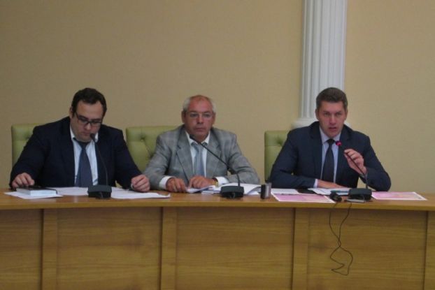На пресс-конференции