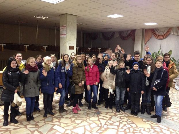 Делегация подольских школьников проведет три недели в «Артеке»