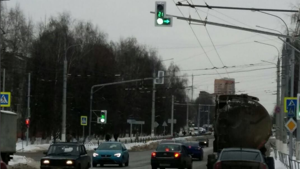На проблемном перекрестке юго-запада Подольска заработал светофор