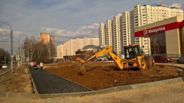 Благоустройство у нового ТЦ в Подольске завершат в конце мая