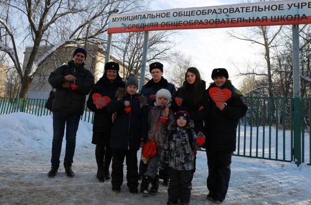 «Сердца безопасности» подарили сотрудники ОГИБДД прохожим