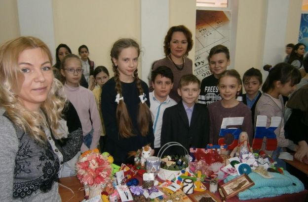 Школьники помогают собирать на фильм о подвиге Подольских курсантов