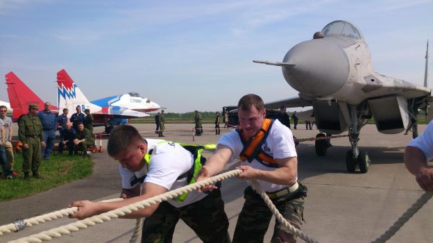 Силач из Подольска Иван Мечишев 