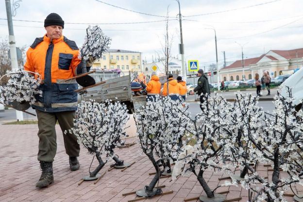 2021.11.15-ustanovka-NG-ukrasheniya-svettyashhie-figury-vid-goroda-noch-7992