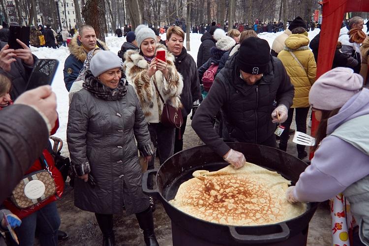 Масленица в парке 300 летия 2024. Масленица парк. Масленица в парке. Парк им. Бабушкина Масленица. Праздник Масленица Подольск.