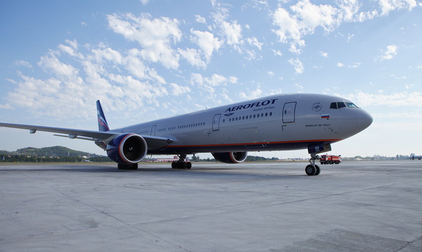 Boeing 777 в Сочи. Фото Сергея Азарова