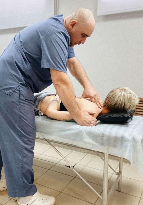 Профессиональный мануальный терапевт в Подольске. Все виды массажа.