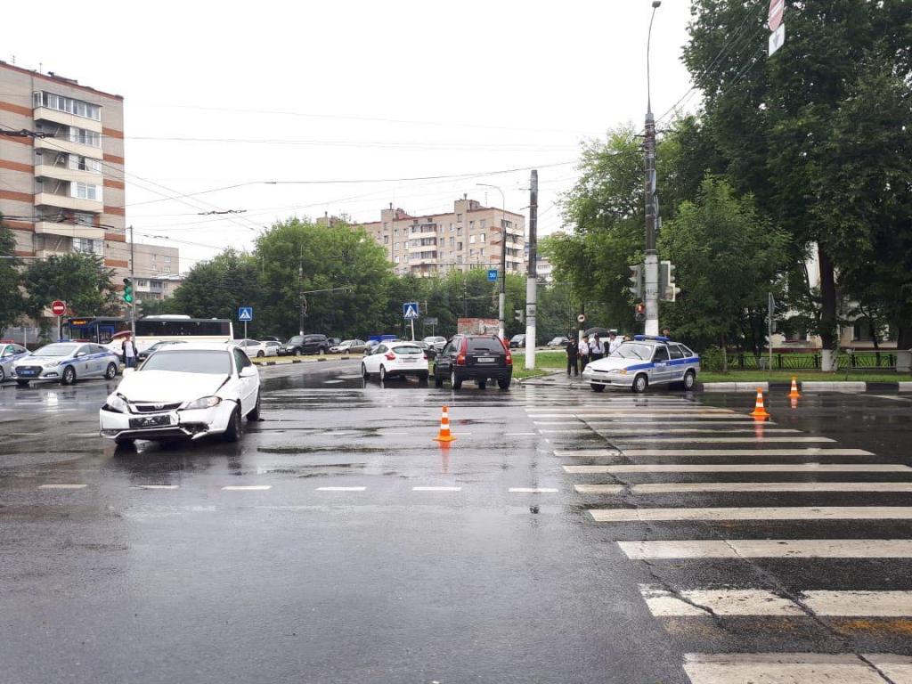 Розыск очевидцев ДТП с участием машины полиции