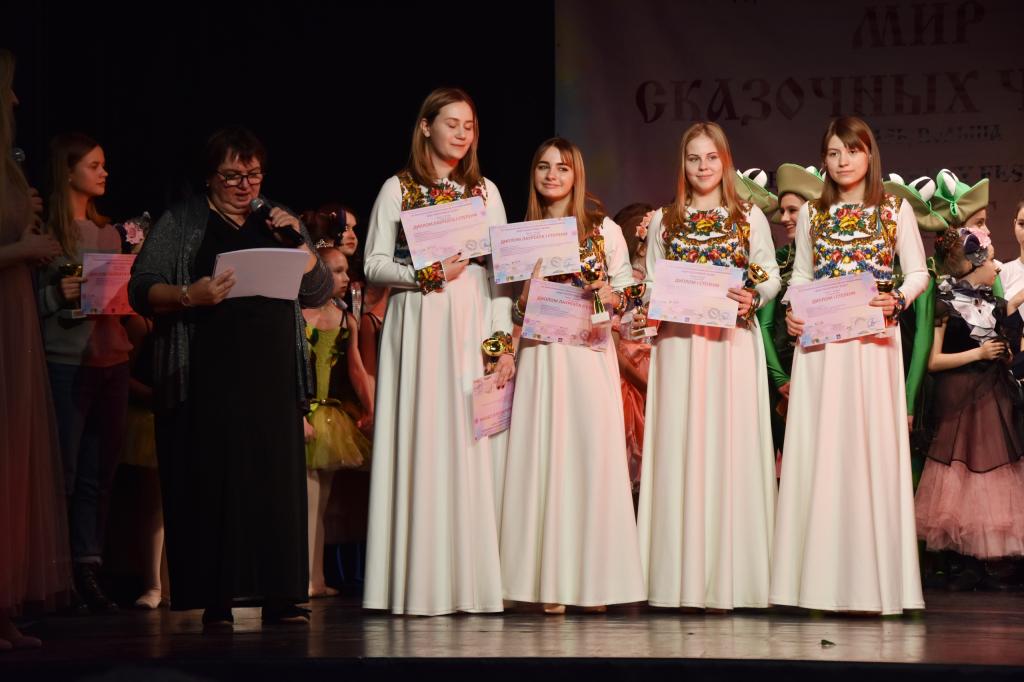 Подольские вокалисты вернулись с наградами из Польши