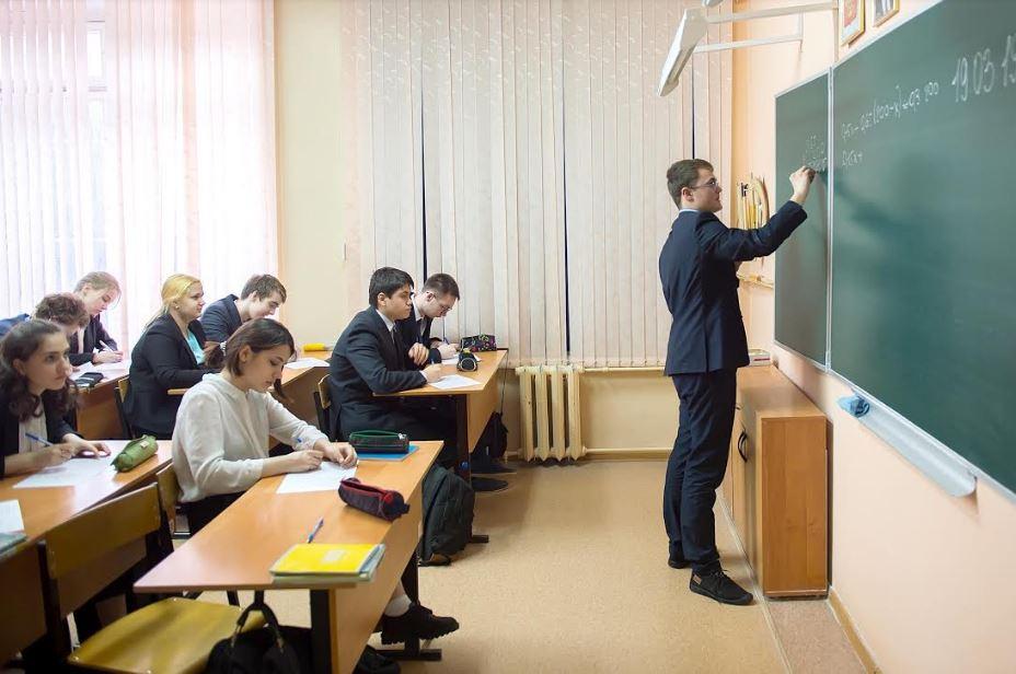 Молодых учителей Подольска наставляют опытные коллеги