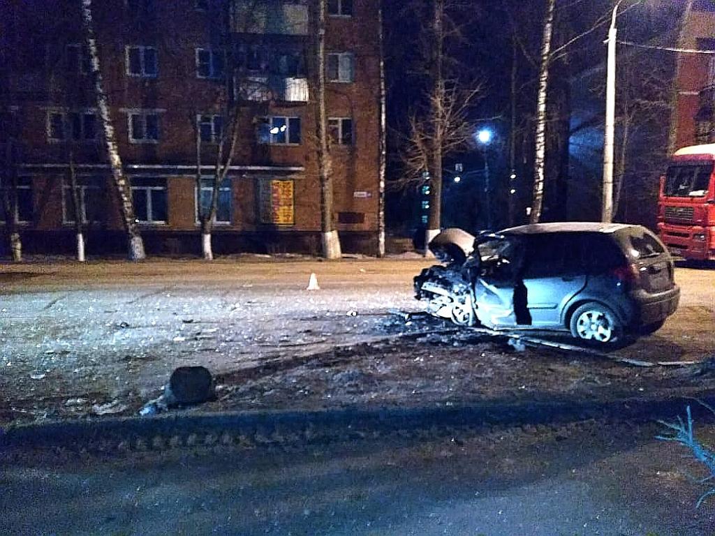 Подросток попал в тройное ДТП, катаясь по спящему Подольску на машине родителей