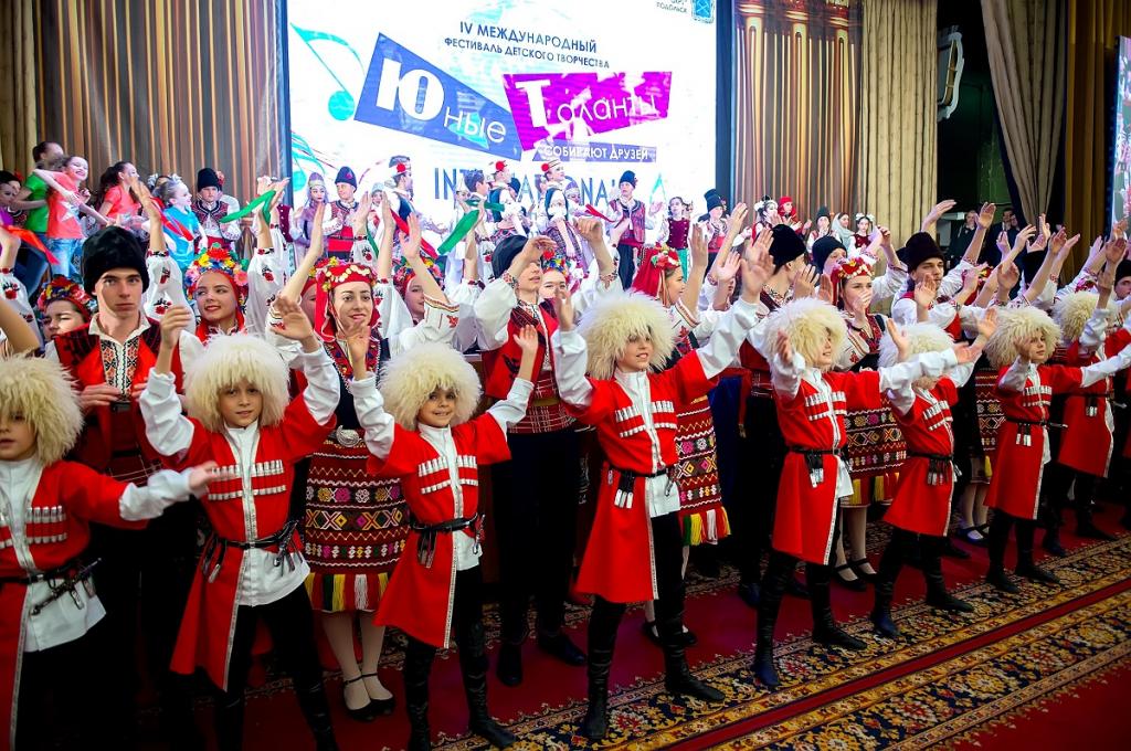 Гала-концерт международного фестиваля «Юные таланты собирают друзей» прошел в Подольске