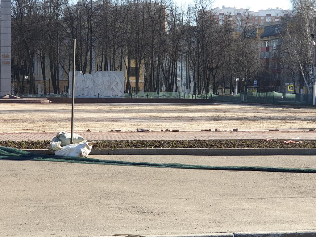 Площадь Славы в Подольске опять закрыта на ремонт